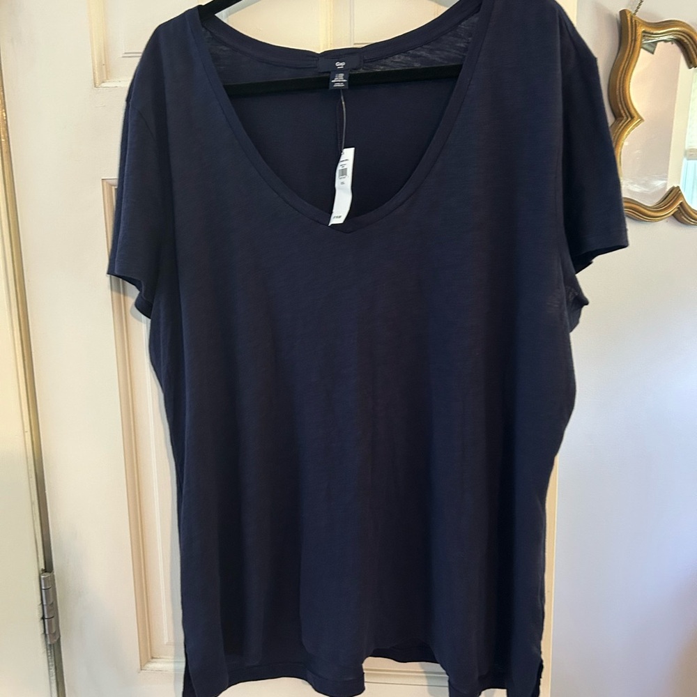 Women's Navy V-Neck Tee - Gap